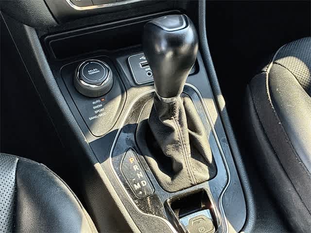 Thumbnail: 2023 Jeep Cherokee - 33