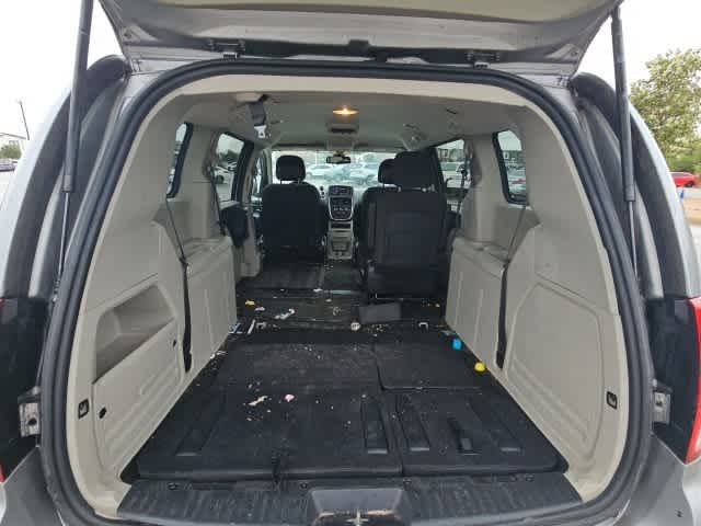 Thumbnail: 2019 Dodge Grand Caravan - 10