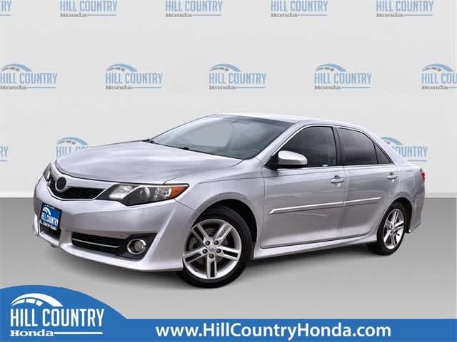 2014 Toyota Camry SE