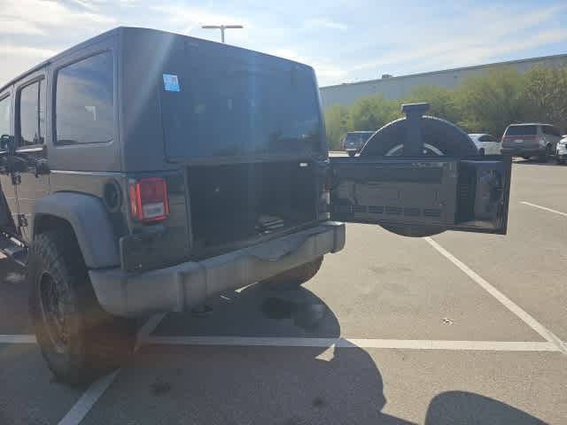 Thumbnail: 2018 Jeep Wrangler - 21