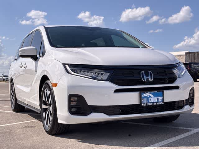 Thumbnail: 2026 Honda Odyssey - 10