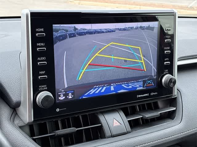 Thumbnail: 2022 Toyota RAV4 - 32