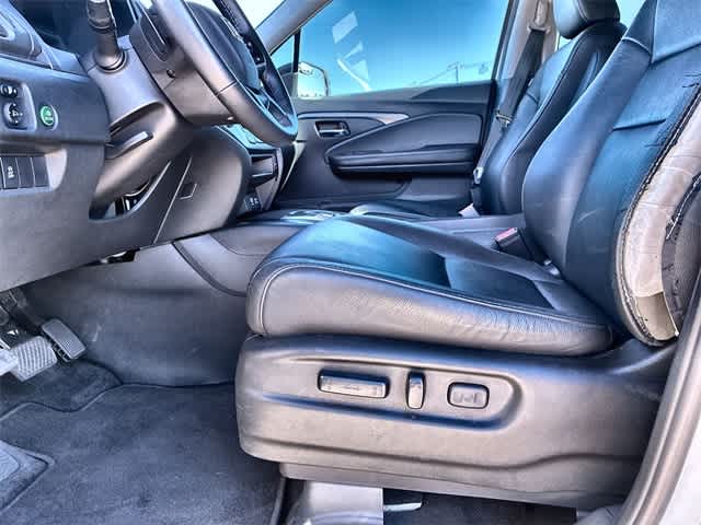 Thumbnail: 2022 Honda Pilot - 18