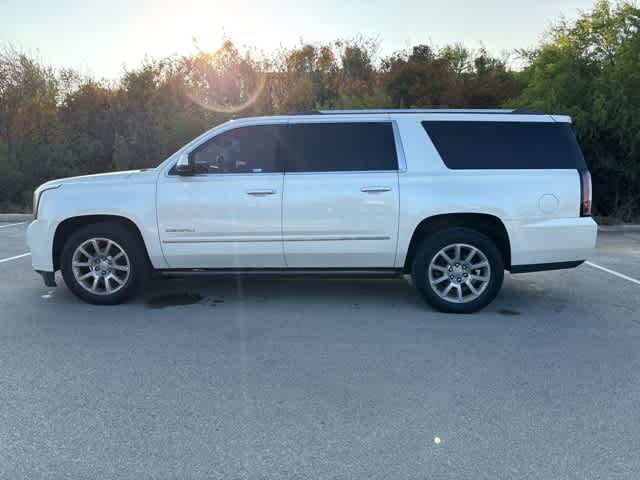 Thumbnail: 2015 GMC Yukon XL - 2