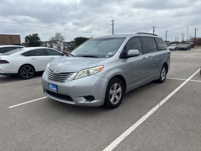 2015 Toyota Sienna LE -
                  San Antonio, TX