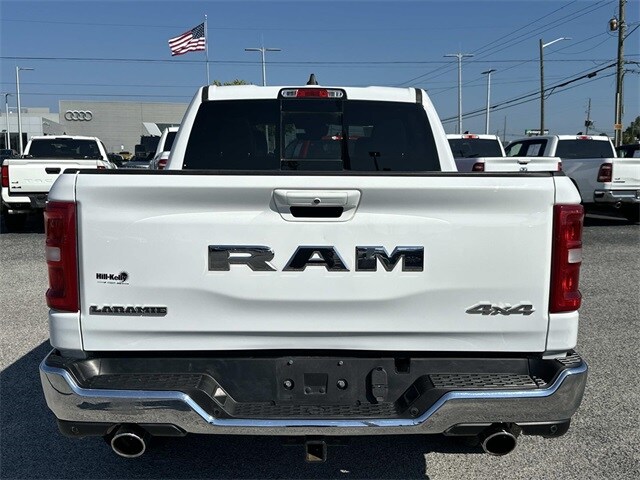 2025 Ram 1500 Laramie photo 3