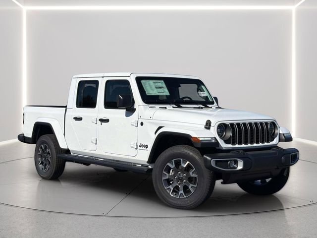 2026 Jeep Gladiator Sahara Auto's photo