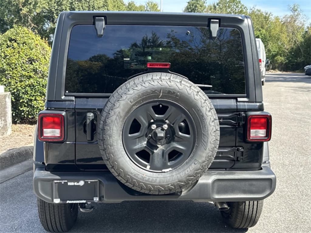 New 2026 Jeep Wrangler Sahara Sport Utility