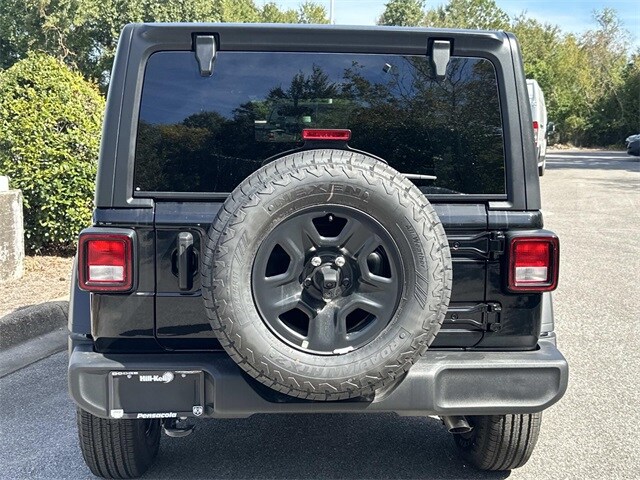 2026 Jeep Wrangler Sport photo 3