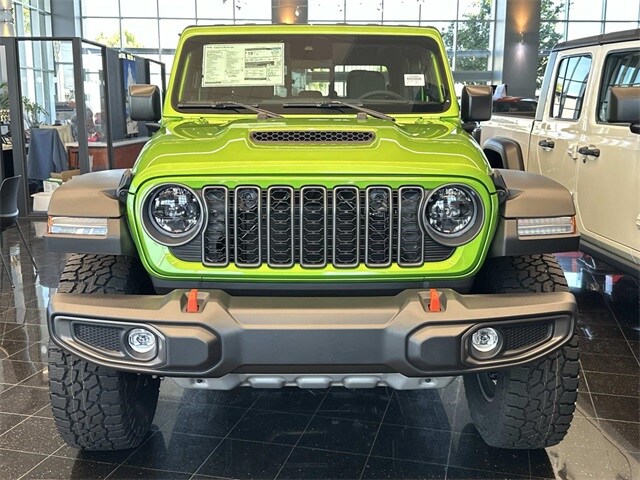 2025 Jeep Gladiator Mojave photo 2