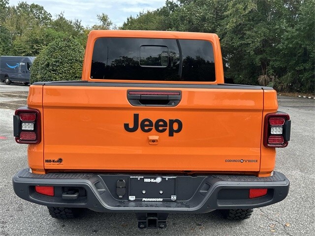 2025 Jeep Gladiator Sport photo 3