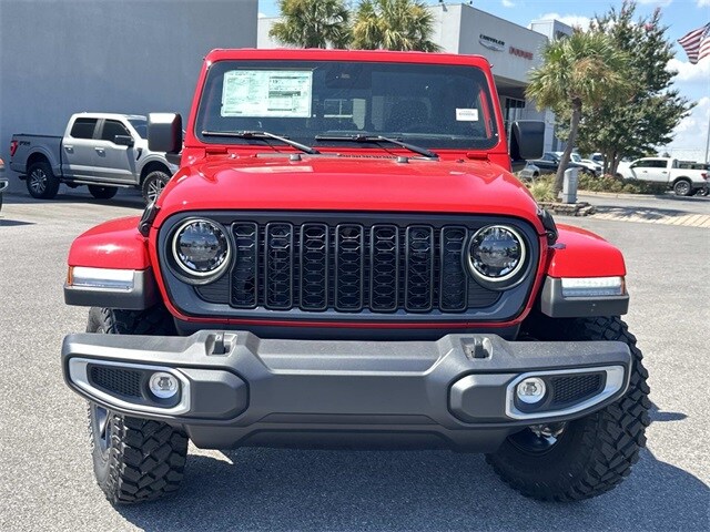 2025 Jeep Gladiator Sport photo 2