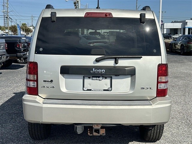 2008 Jeep Liberty Sport photo 3