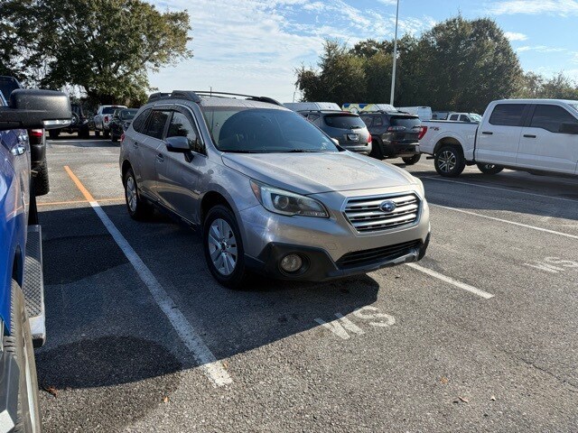 2016 Subaru Outback 2.5i Premium photo 2