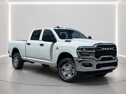 2025 Ram 2500 Tradesman Pickup Crew Cab