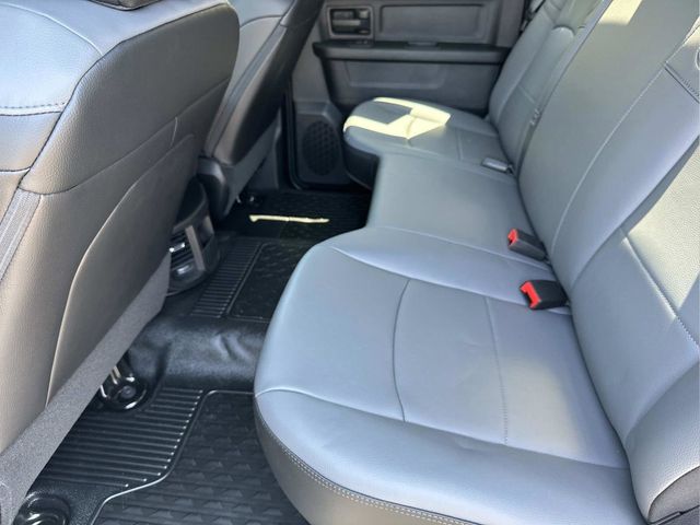 2026 RAM 3500 Chassis Tradesman - Photo 15