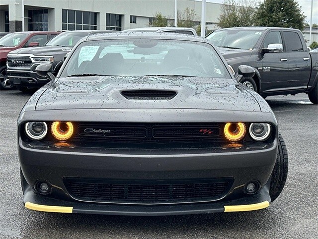 2023 Dodge Challenger R/T Scat Pack photo 2
