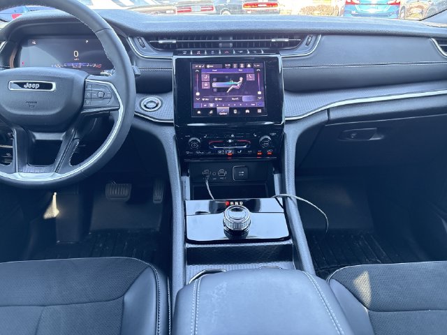 2025 Jeep Grand Cherokee L Altitude - Photo 13