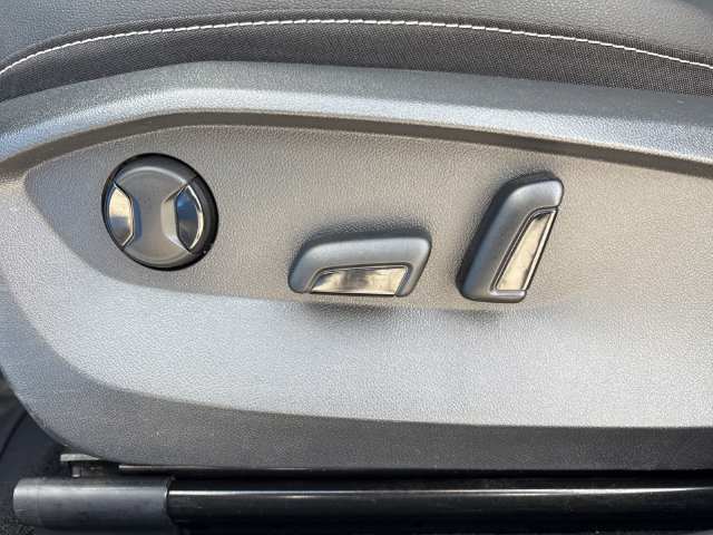 2023 Volkswagen Taos SE - Photo 11