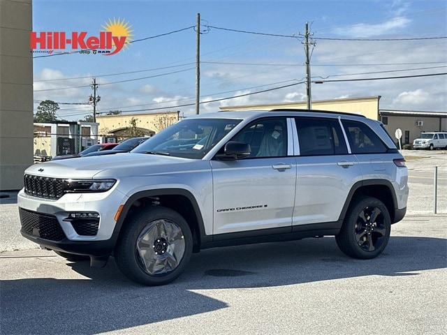 2025 Jeep Grand Cherokee Limited's photo