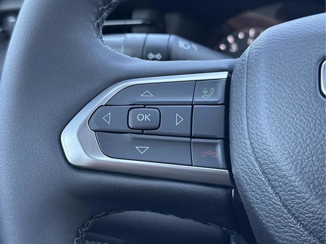 2026 Jeep Compass Latitude Altitude - Photo 11