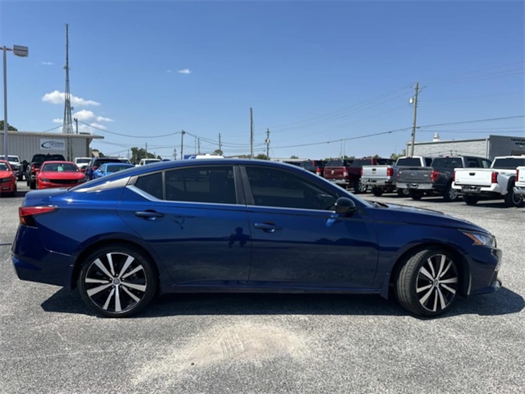 Certified 2021 Nissan Altima 2.5 SR Sedan