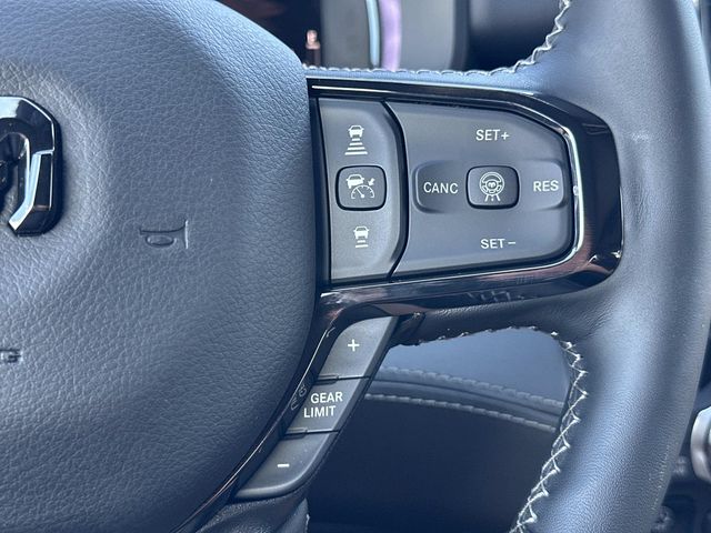 2026 RAM 1500 Limited - Photo 17