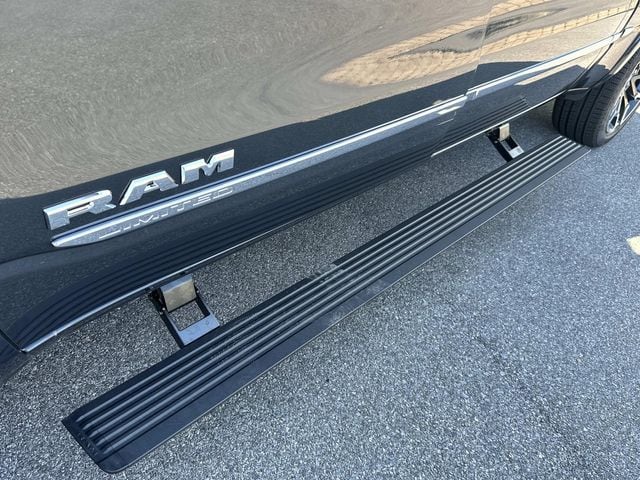 2026 RAM 1500 Limited - Photo 9