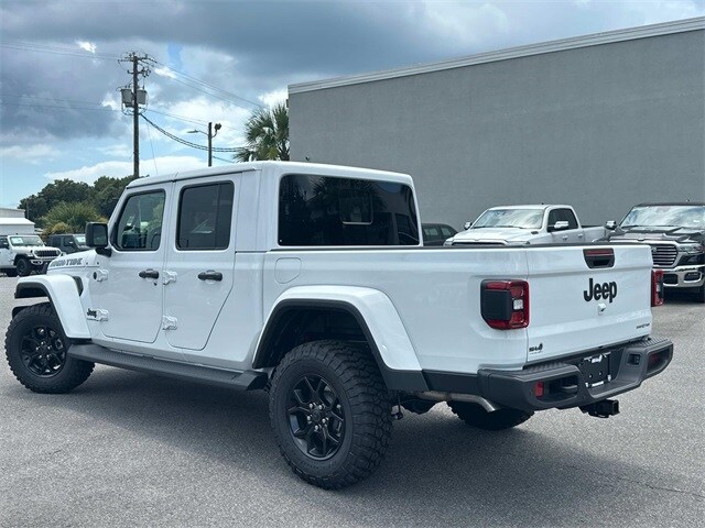 2025 Jeep Gladiator Sport photo 4