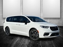 2026 Chrysler Pacifica Select Passenger Van Passenger Van