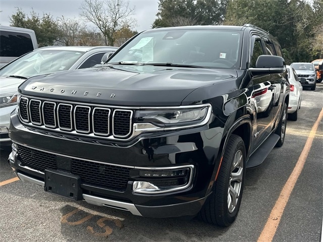 2022 Jeep Wagoneer Series II's photo