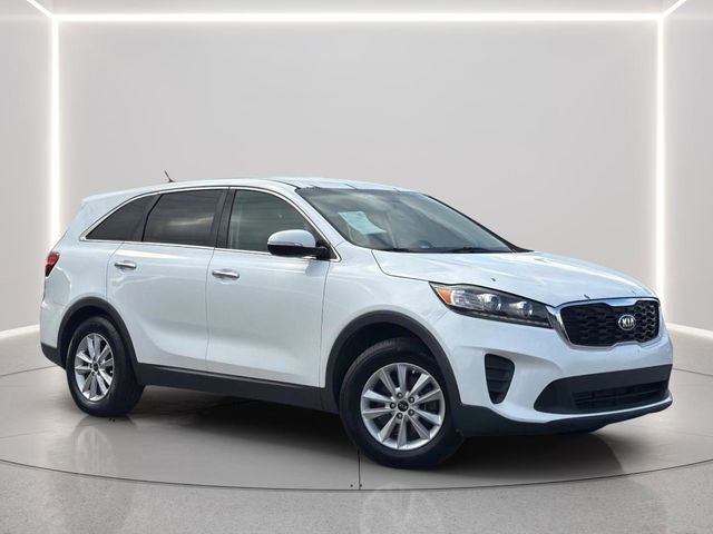 2020 Kia Sorento LX AT's photo