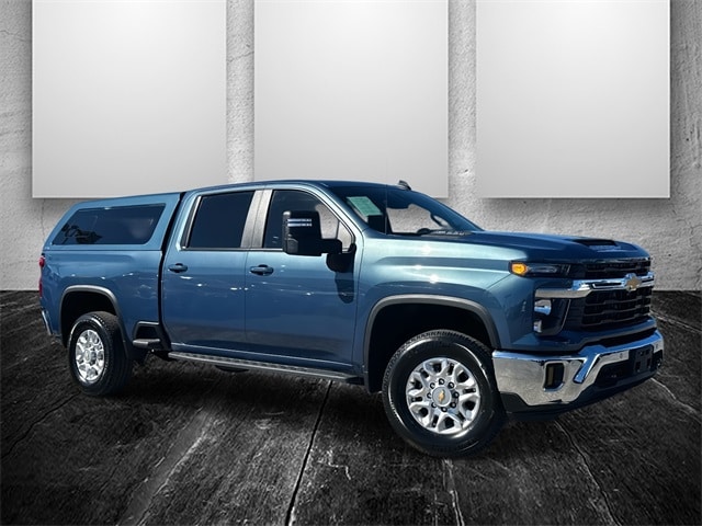 2025 Chevrolet Silverado 2500HD LT's photo
