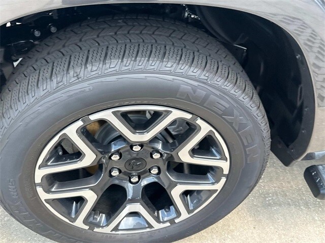 2025 Ram 1500 Laramie photo 4