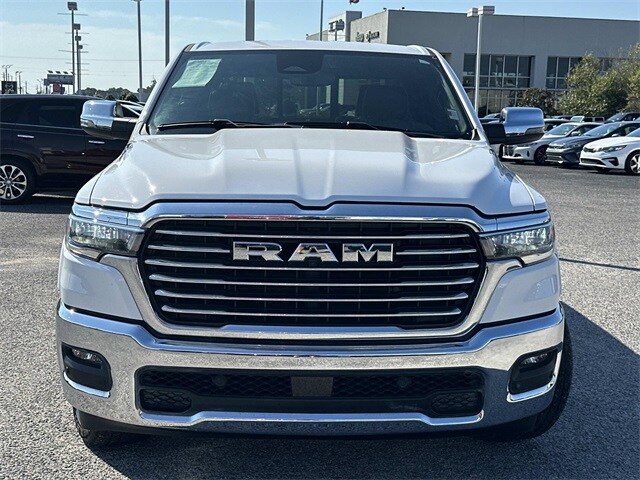 2025 Ram 1500 Laramie photo 2
