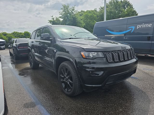 2019 Jeep Grand Cherokee Altitude 4WD's photo