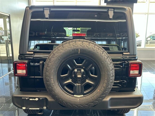 2025 Jeep Wrangler Sport photo 3
