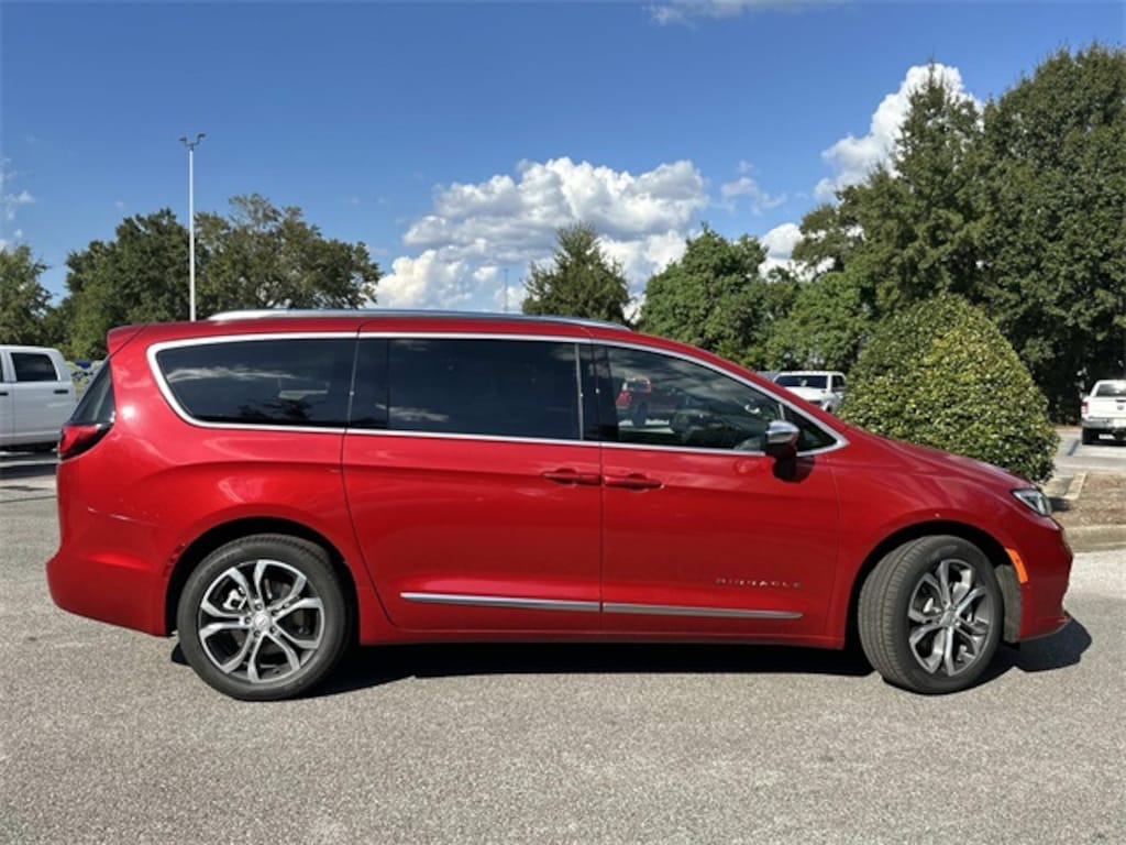 New 2026 Chrysler Pacifica Pinnacle Passenger Van