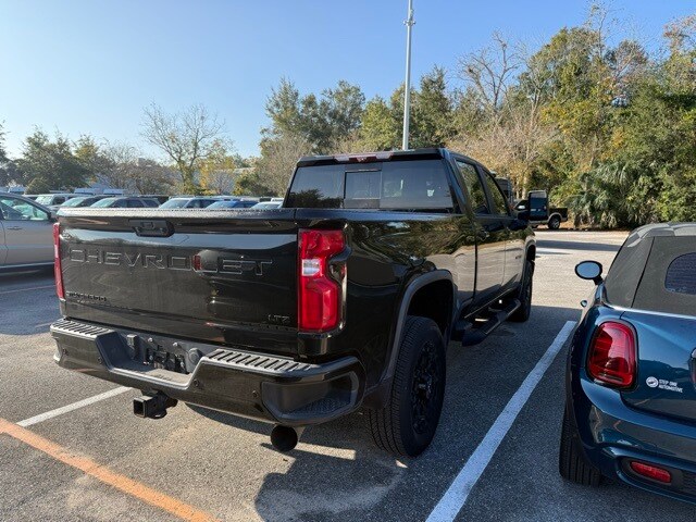 2021 Chevrolet Silverado 2500HD LTZ photo 4