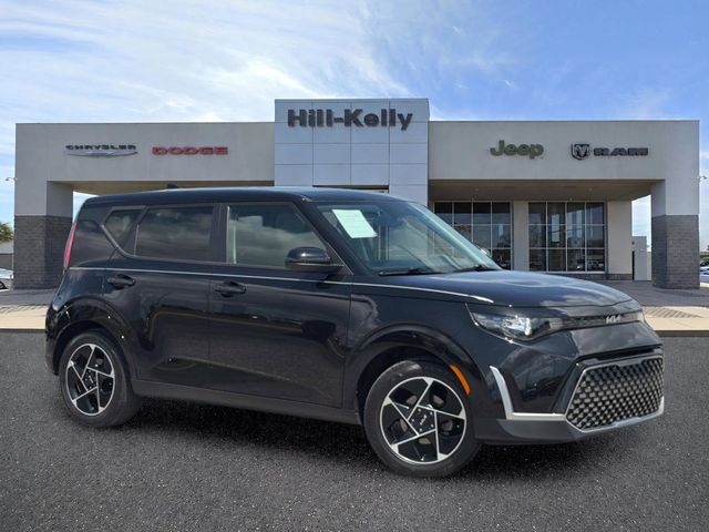 2023 Kia Soul 2.0L EX 6 IVT's photo