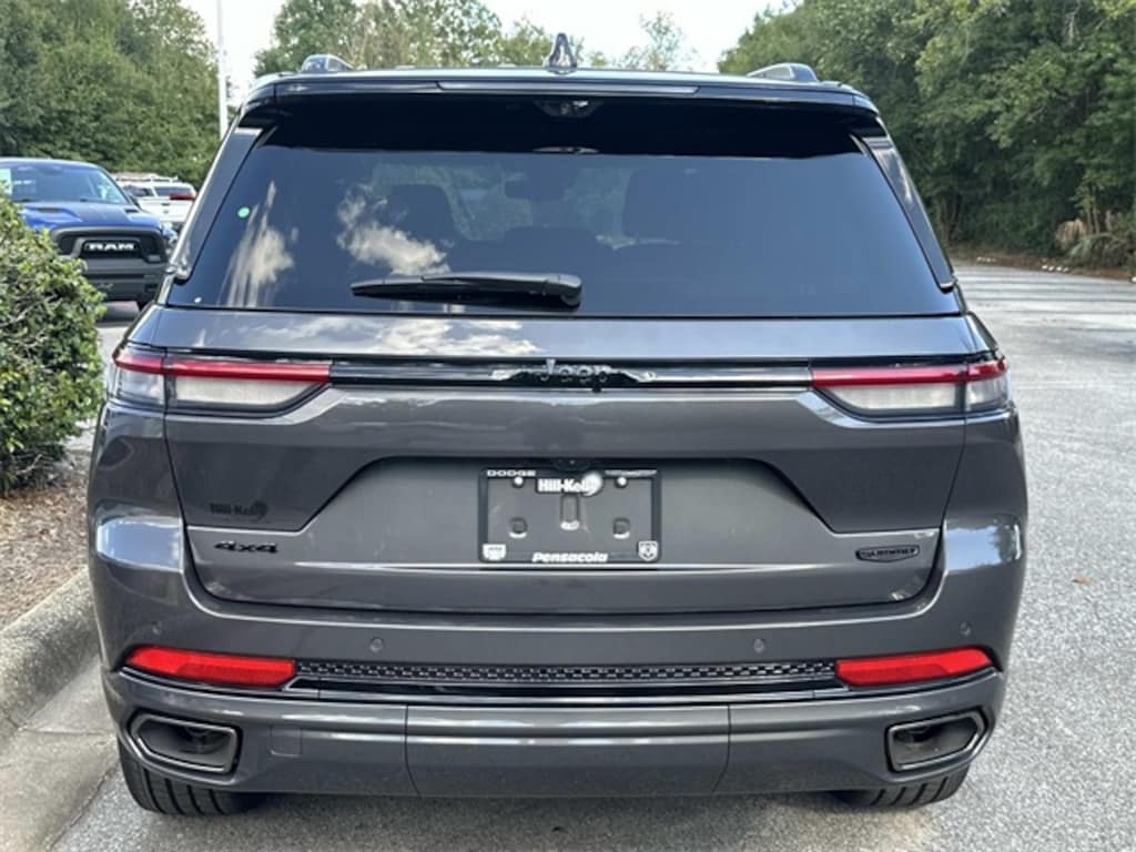 New 2025 Jeep Grand Cherokee Summit Sport Utility