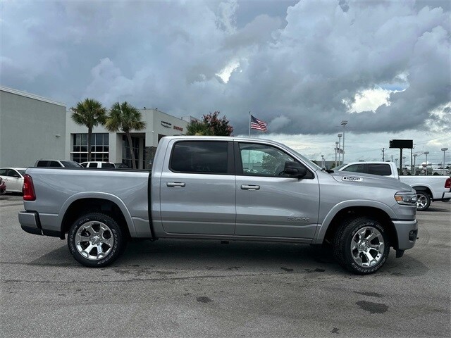2025 Ram 1500 Big Horn Lone Star photo 4