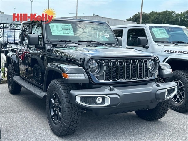 2025 Jeep Gladiator Pickup 