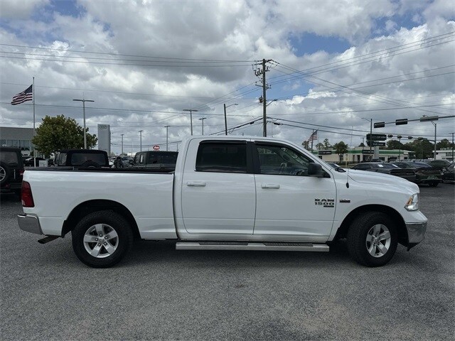 2020 Ram 1500 SLT photo 2