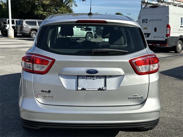 2017 Ford C-Max Hybrid SE photo 3