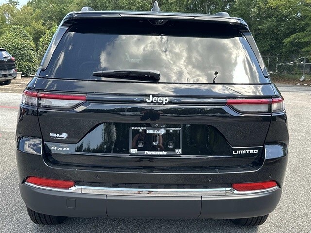 2025 Jeep Grand Cherokee Limited photo 3
