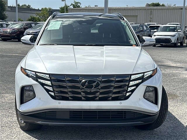 2022 Hyundai Tucson Limited photo 2