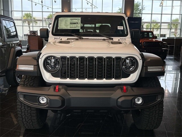 2025 Jeep Gladiator Rubicon photo 2
