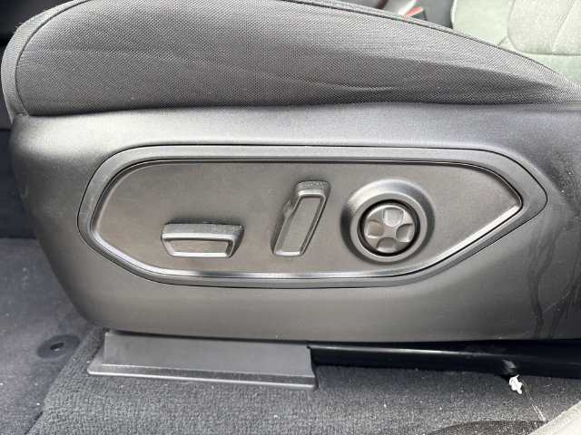 2023 Jeep Grand Cherokee Laredo - Photo 11