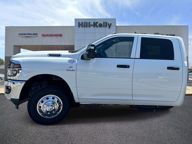 2026 RAM 3500 Chassis Tradesman - Photo 7